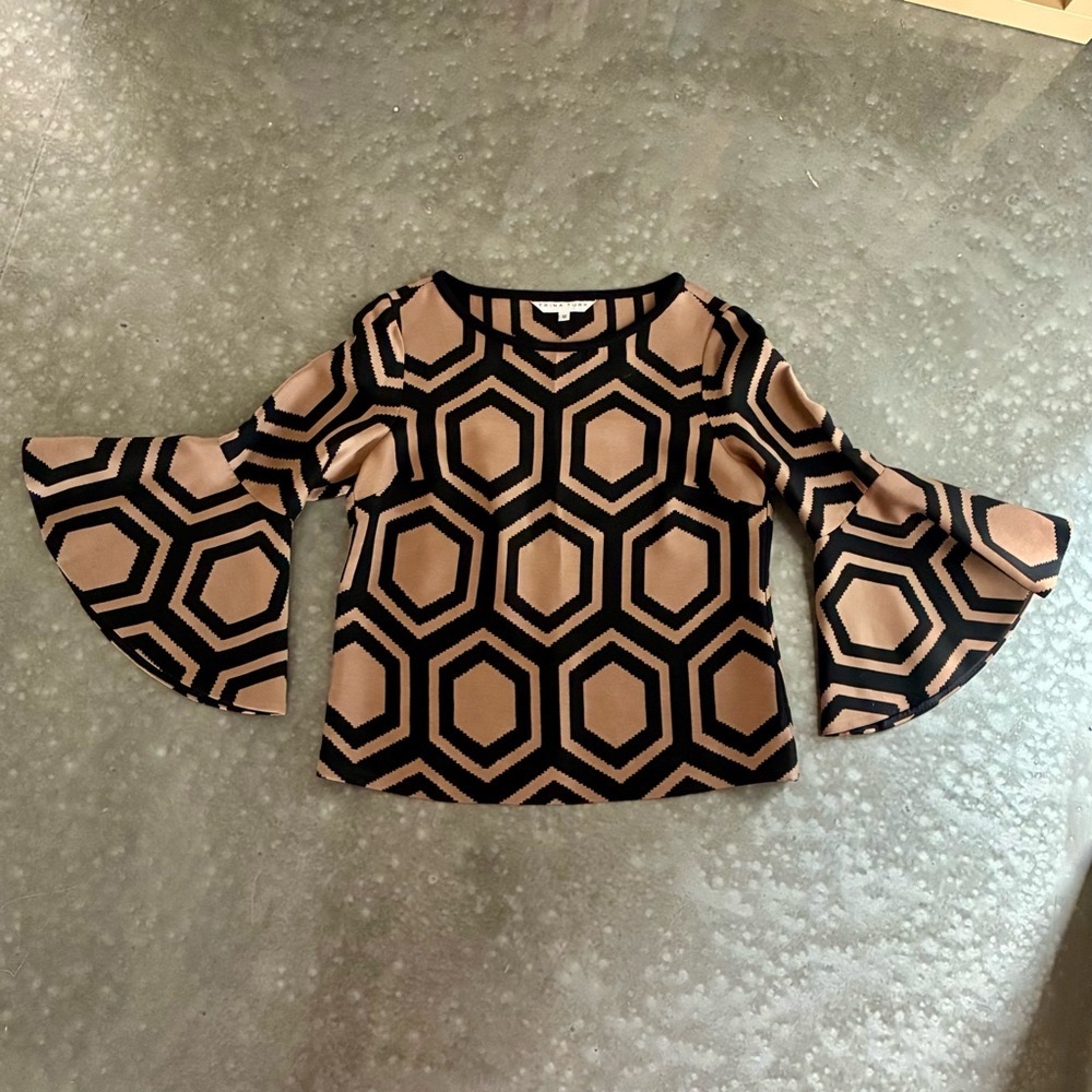 Geometric Mid-century Inspired Top